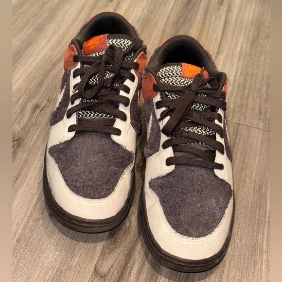 NIKE DUNK LOW RED PANDA - Picture 2 of 7